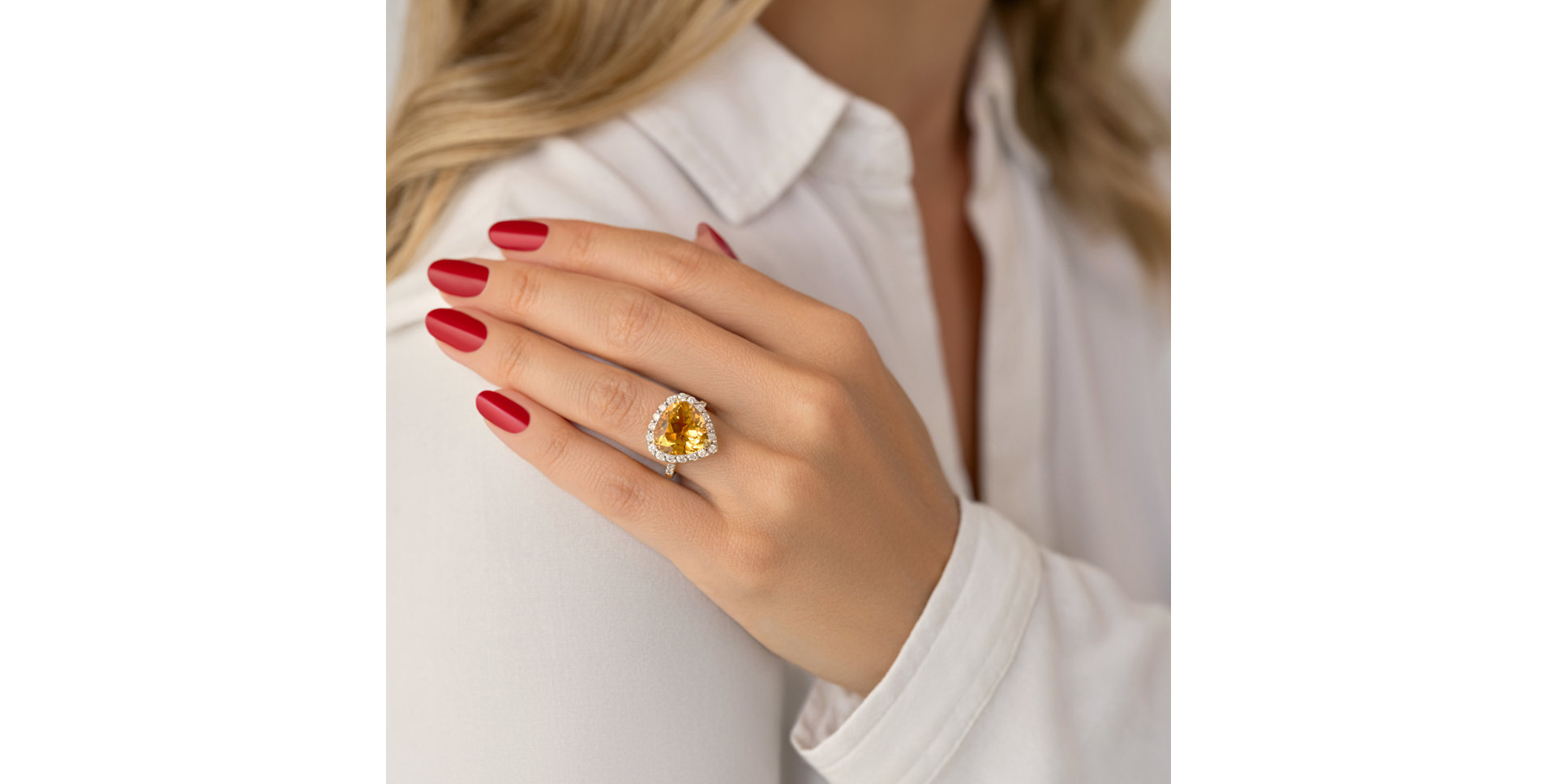 Ring with Citrine and diamonds Heavenly Love