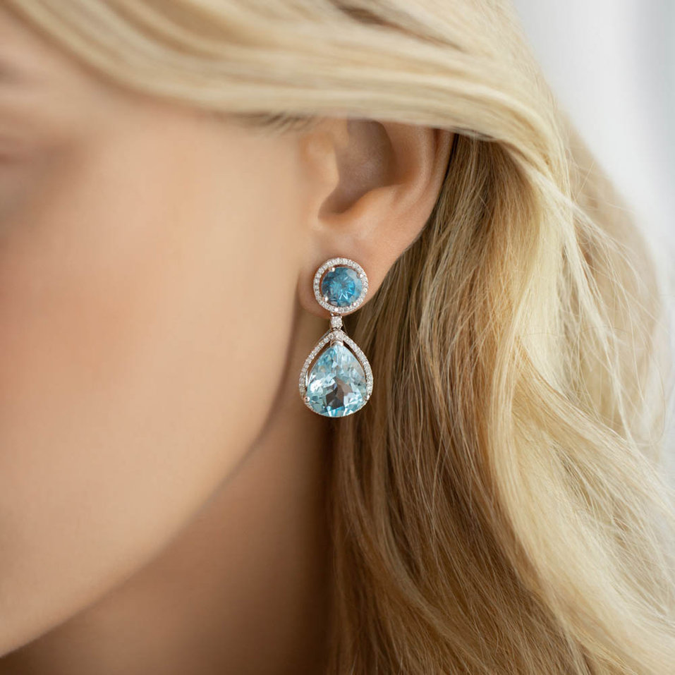 Diamond earrings with Topaz Vedas