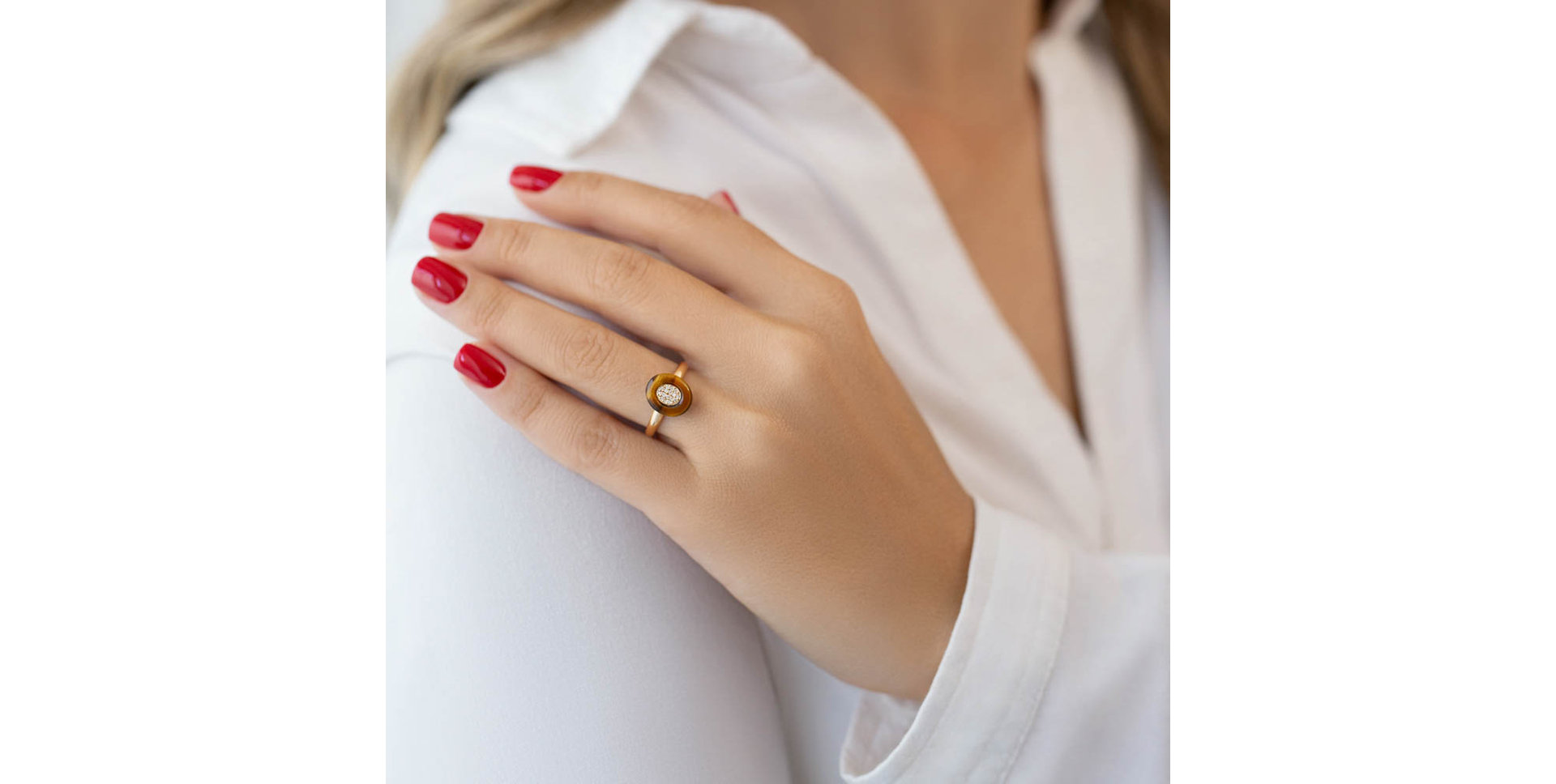 Diamond ring with Tiger Eye Viridescent