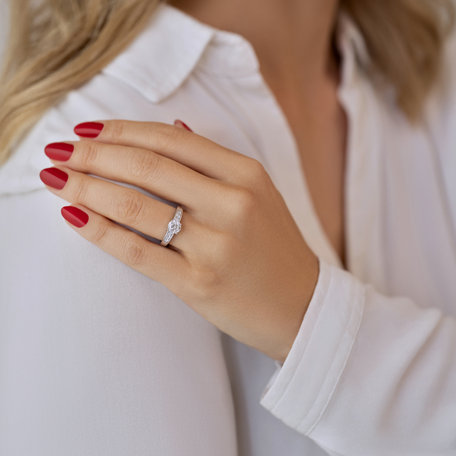 Diamond ring Elegant Sweep