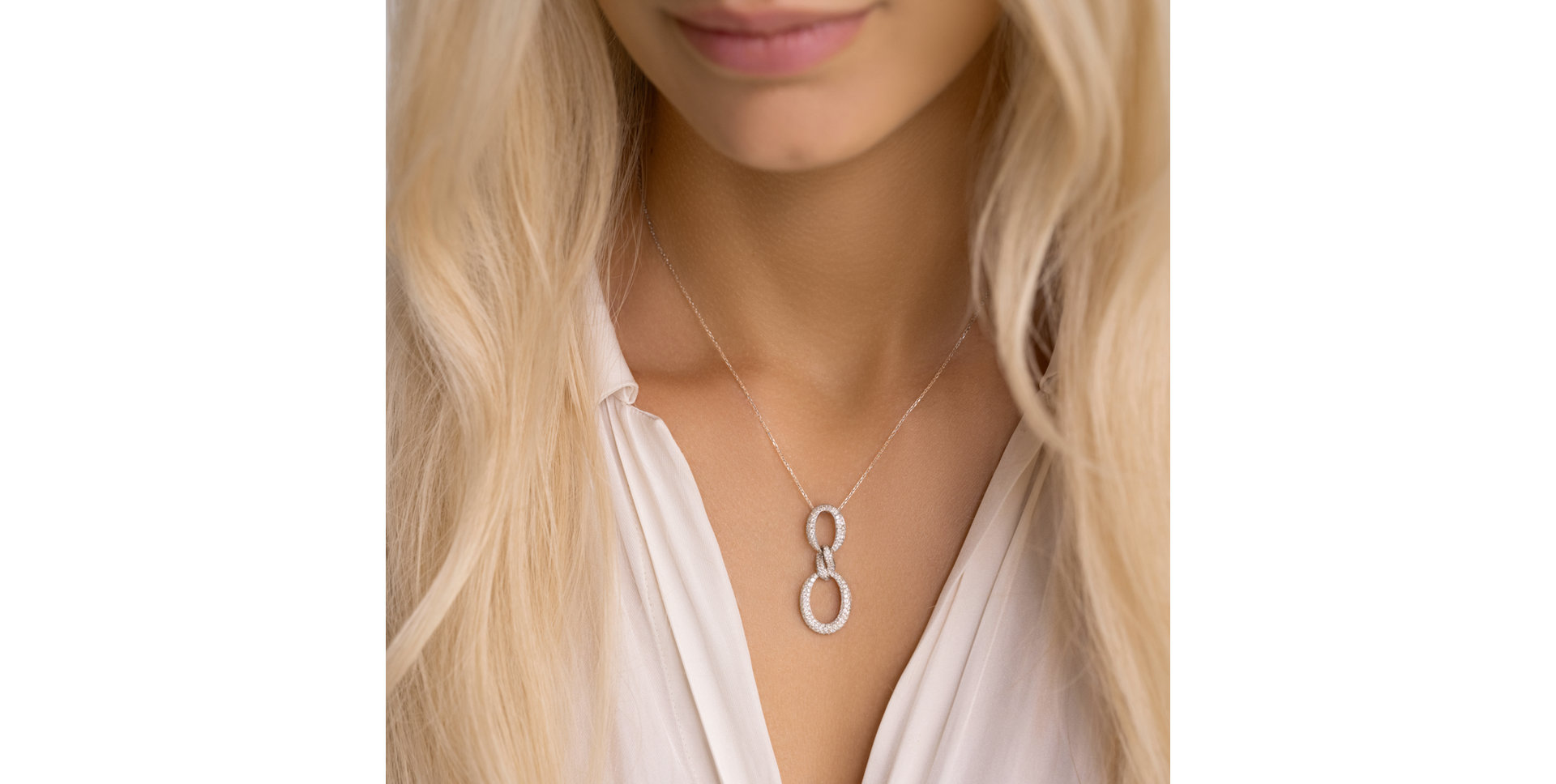 Diamond pendant Manfréd
