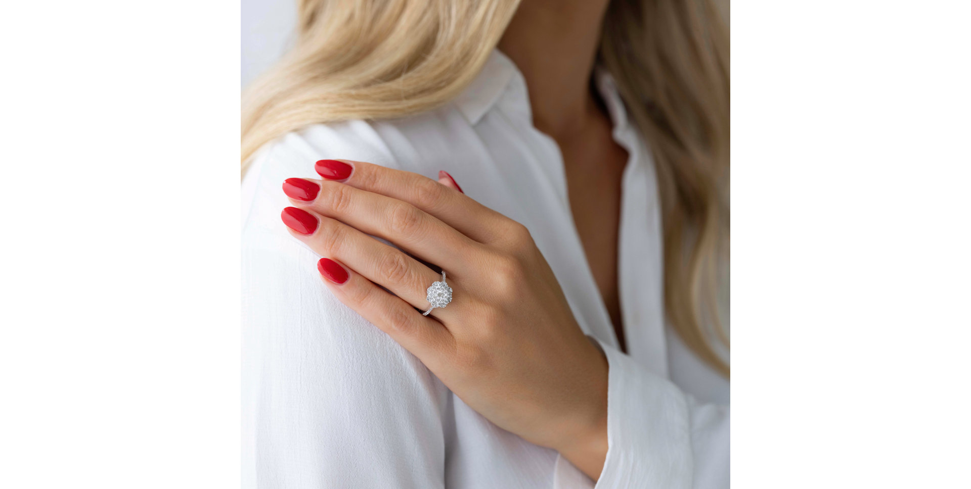 Diamond ring Garcelle