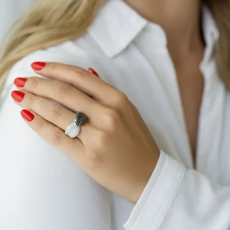 Ring with black and white diamonds Midnight Fall