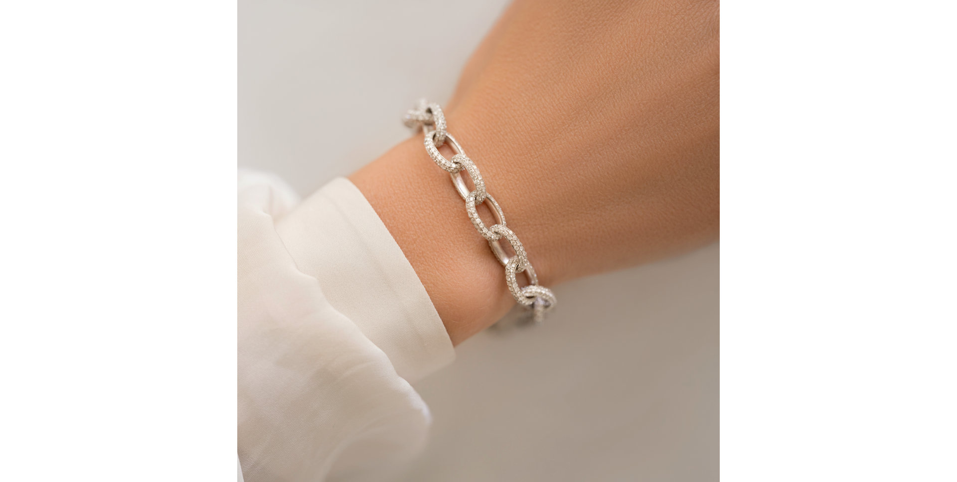 Bracelet with diamonds Bewitching Ladyship