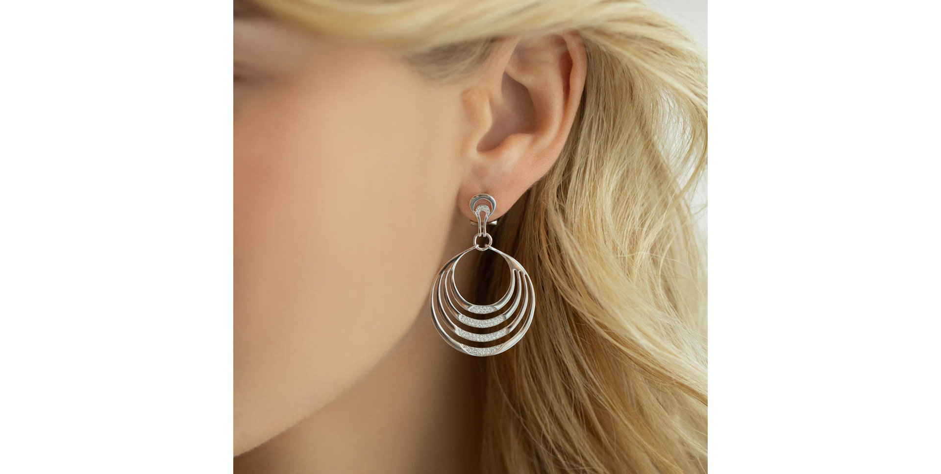 Diamond earrings Exclusive Moment