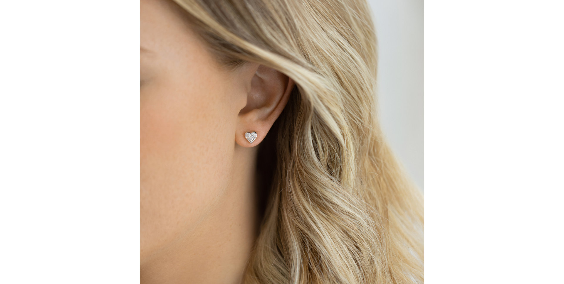 Diamond earrings Tenderness