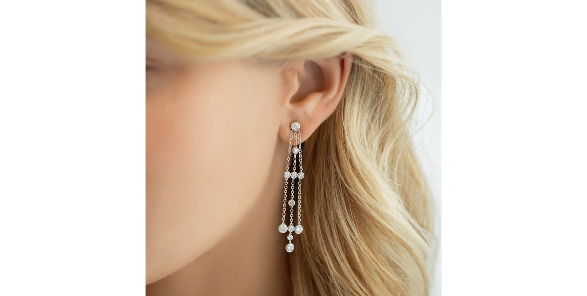 Diamond earrings Halle