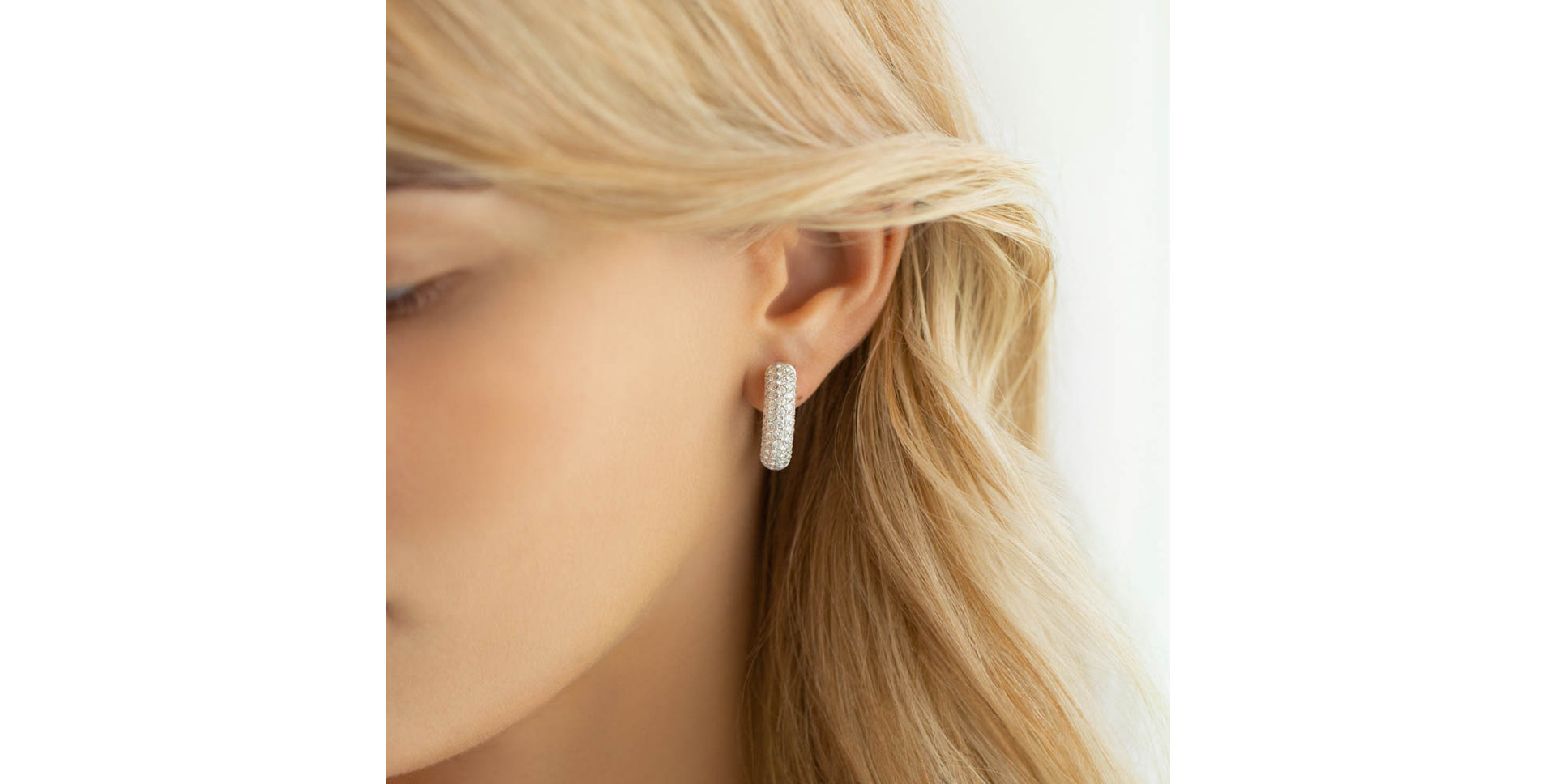 Diamond earrings Genesis