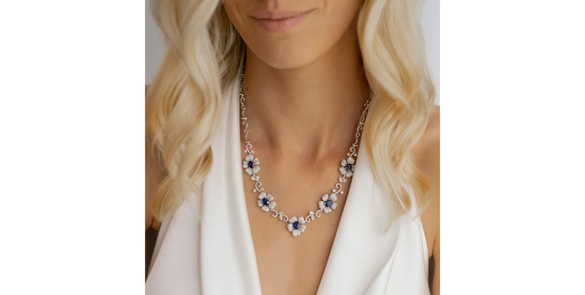 Diamond necklace with Sapphire Neptune