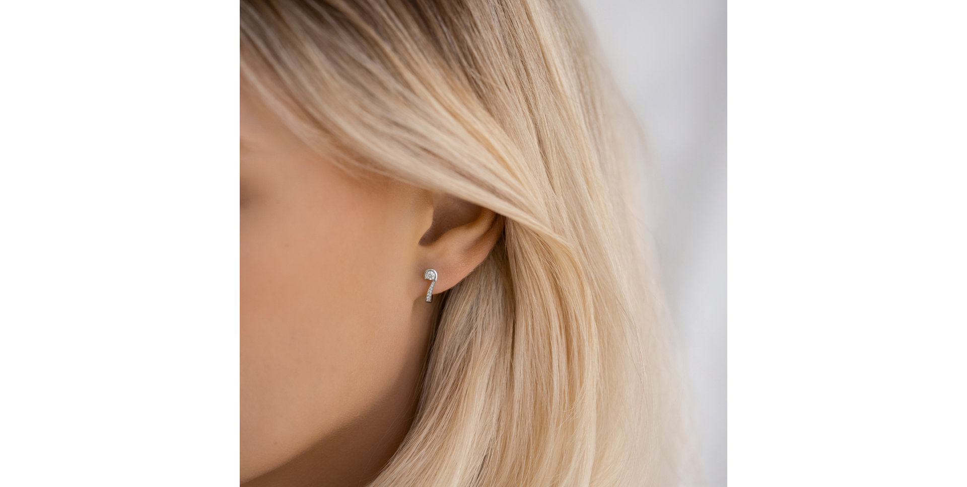 Diamond earrings Cosmic Cadence