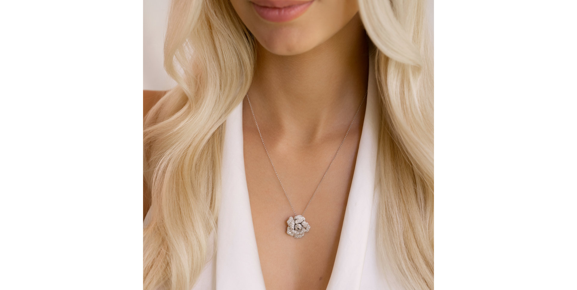 Diamond pendant Neisara