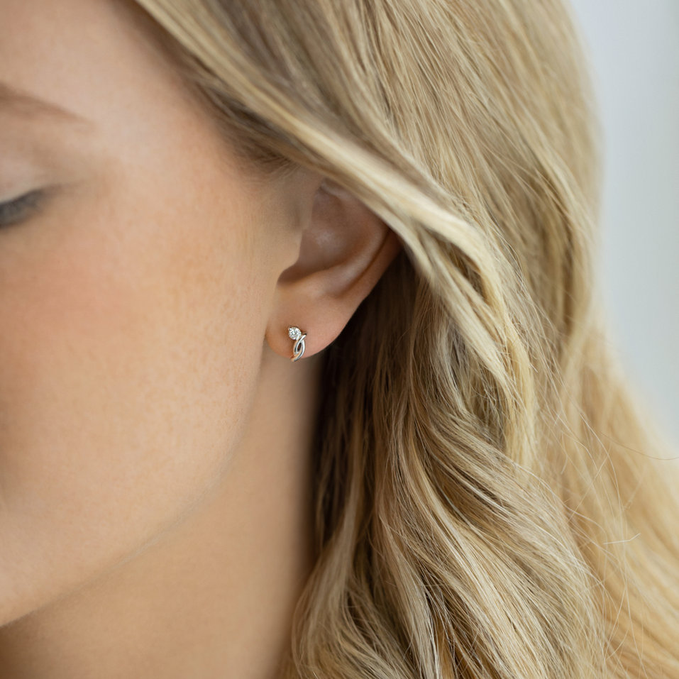 Diamond earrings Void