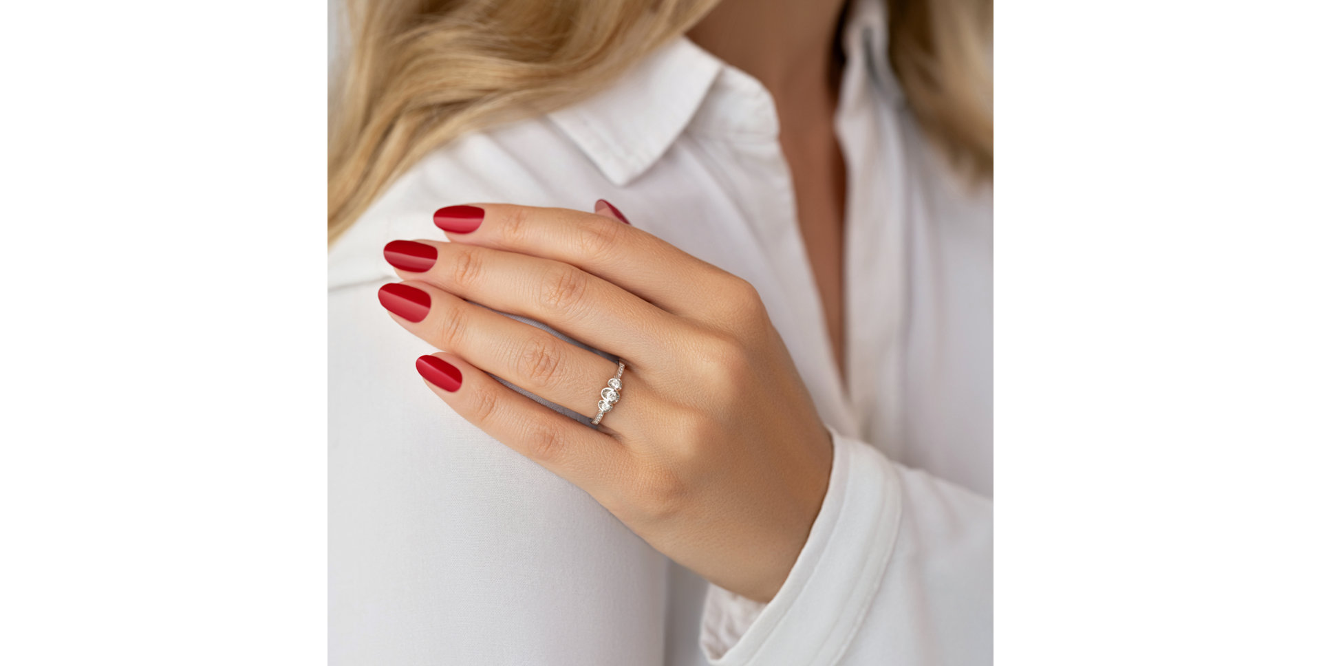 Diamond ring Maricela