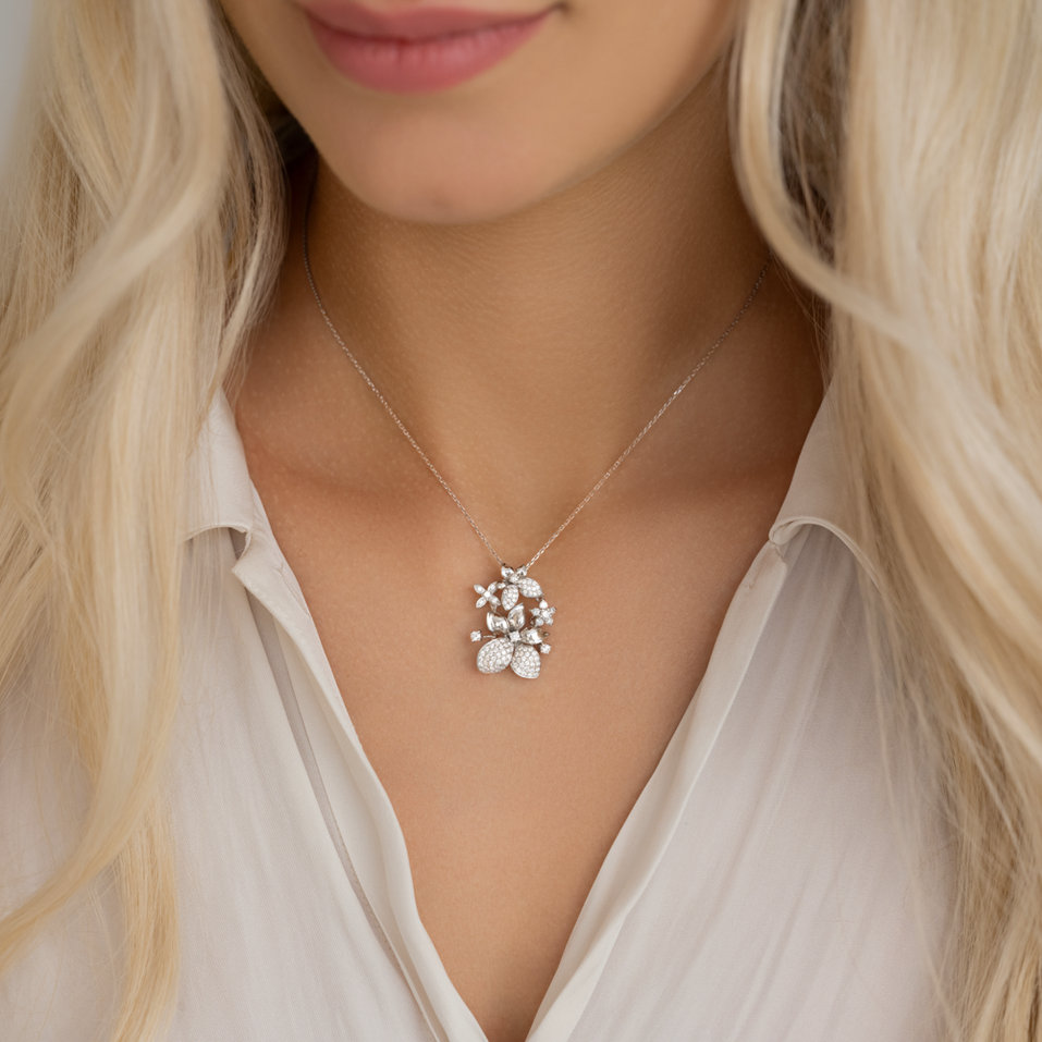 Diamond pendant Myrtle