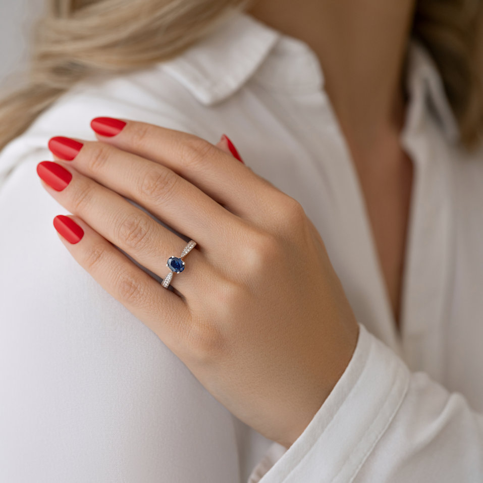 Diamond ring with Sapphire Night Lady