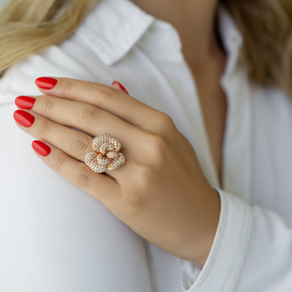 Diamond ring Moon Orchid