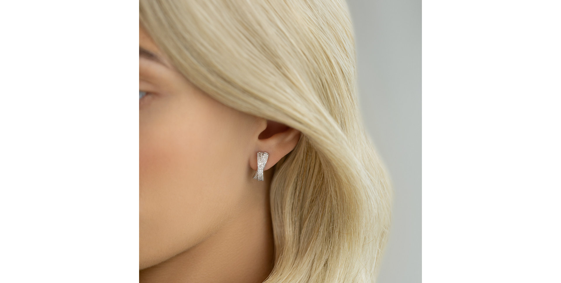 Diamond earrings Alma