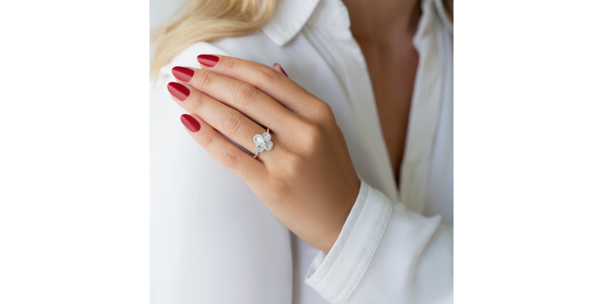 Diamond ring Mirror Beauty
