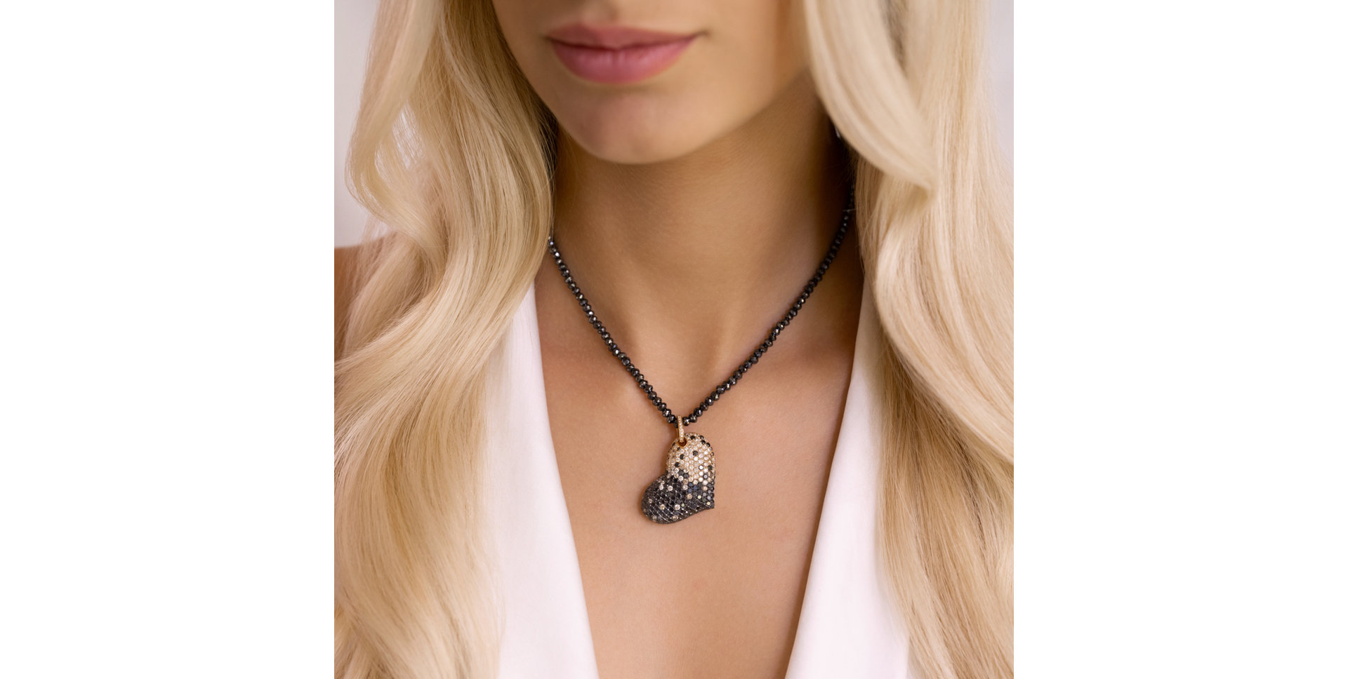 Pendant with black and white diamonds and brown Lowell