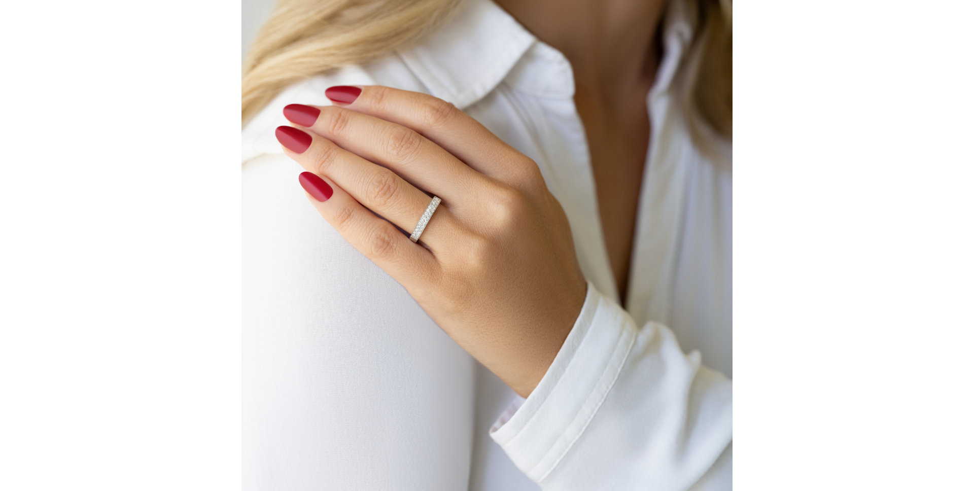 Diamond ring Hypattia