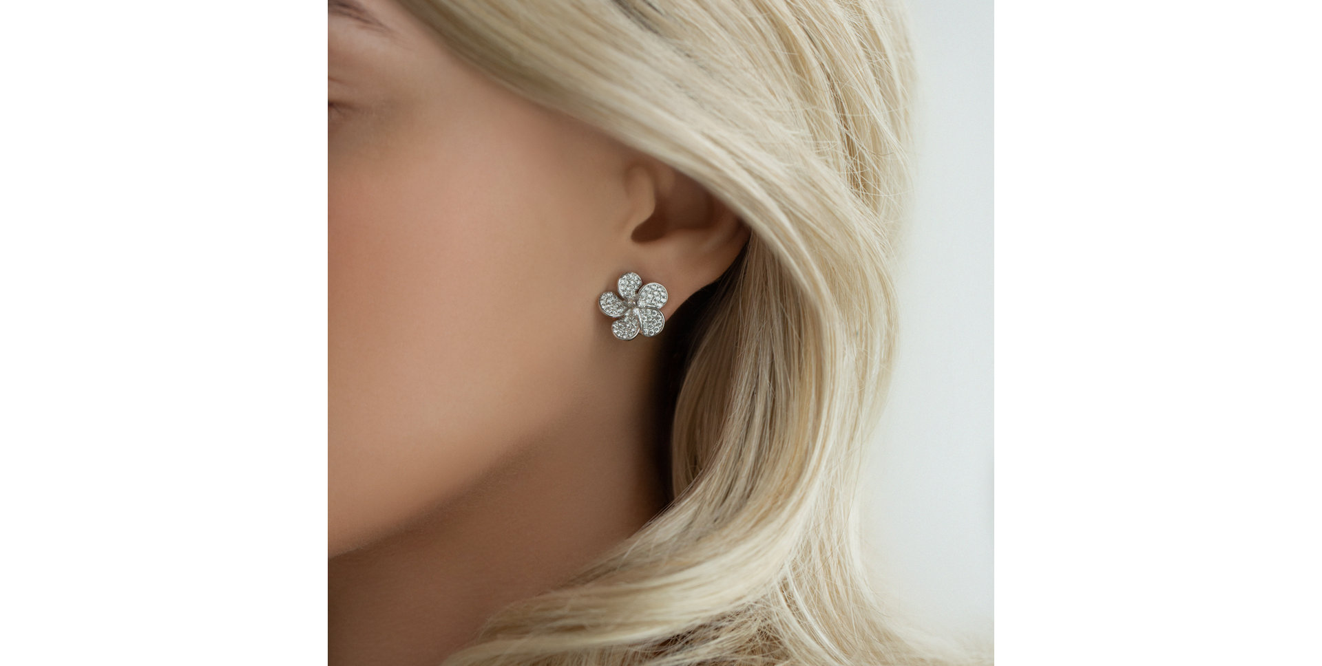 Diamond earrings Cresswell