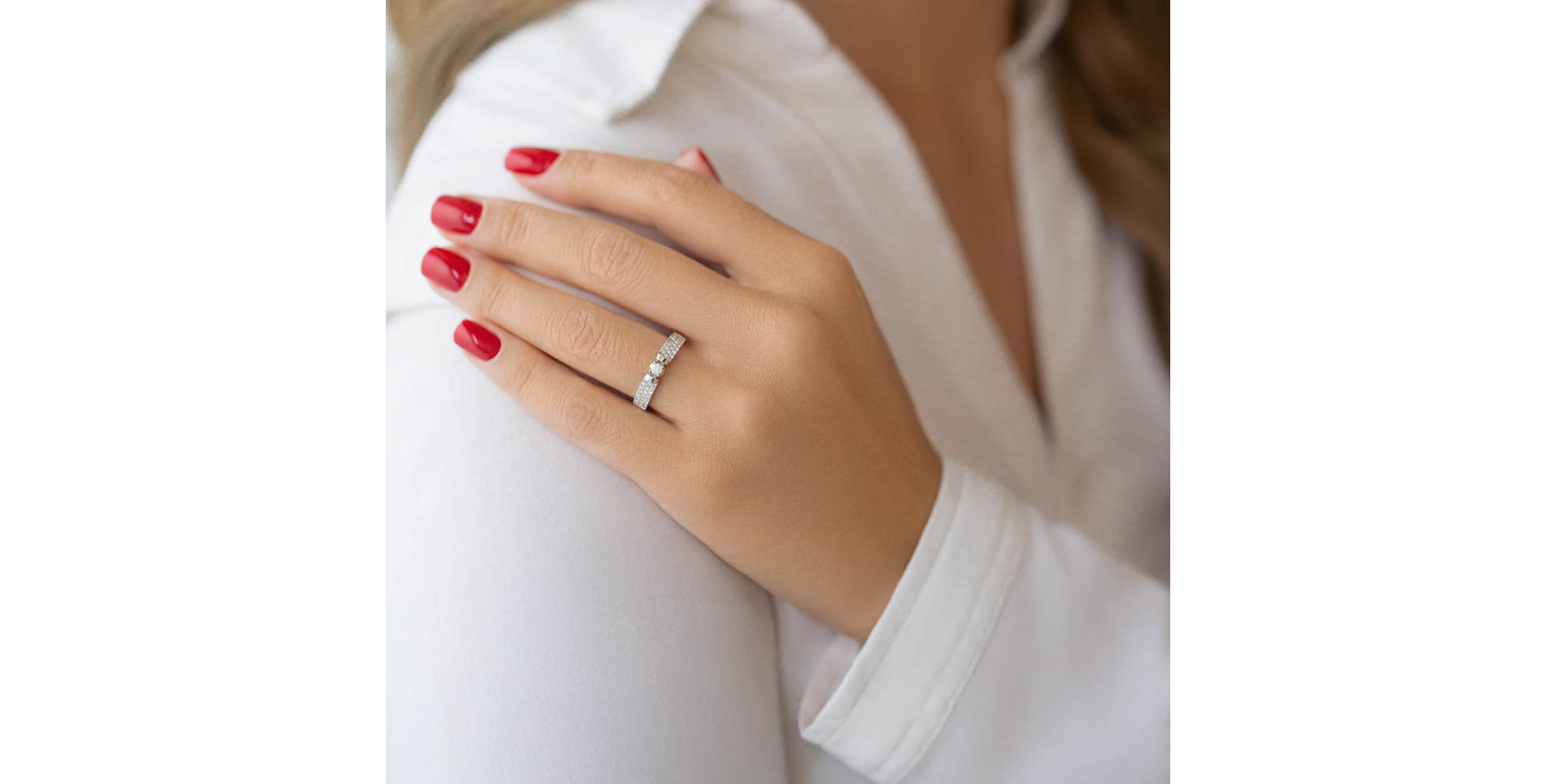 Diamond ring Obsessed with Power