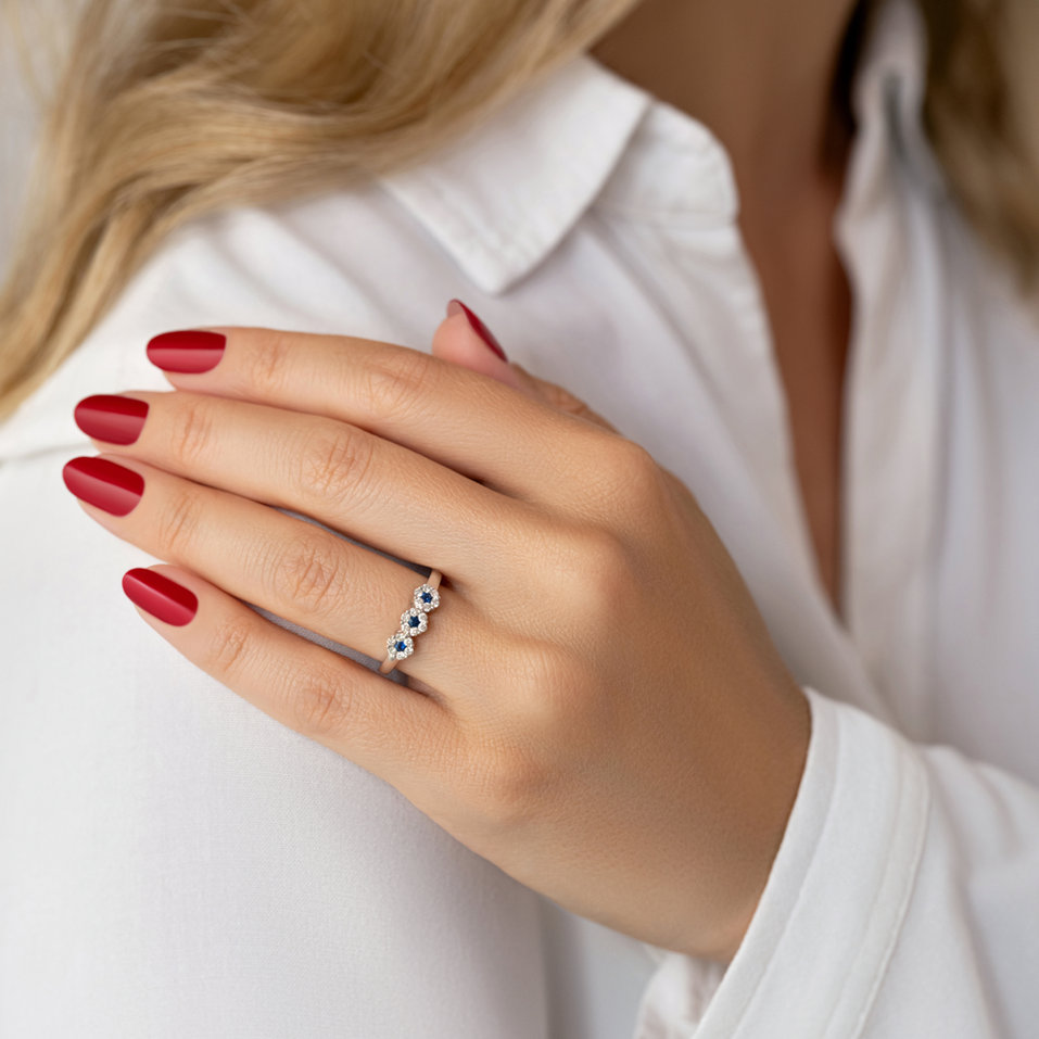 Diamond ring with Sapphire Forget Me Not