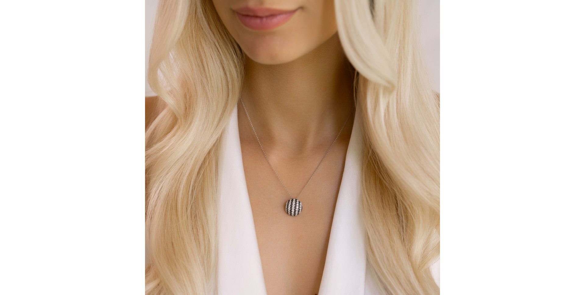 Diamond pendant Lunar Magic