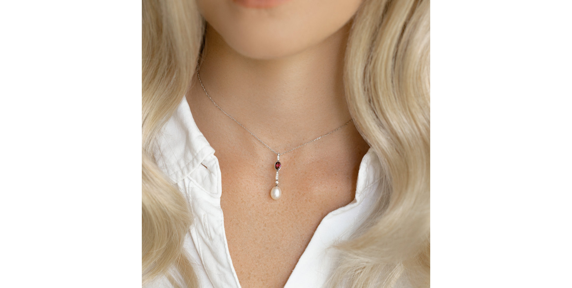 Diamond pendant with Pearl and Rhodolite Arlene Sea