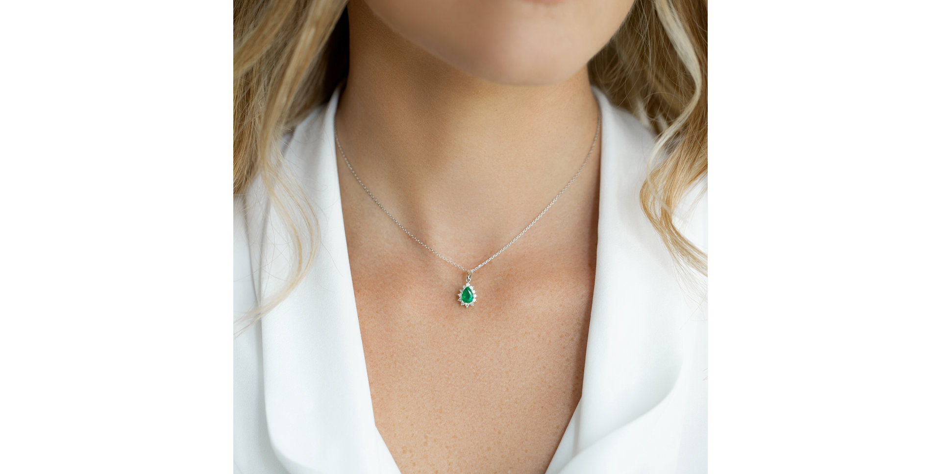 Diamond pendant with Emerald Space Splendor