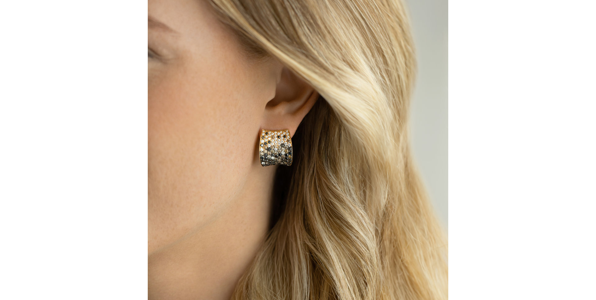 Earrings with white, brown and black diamonds Elidia