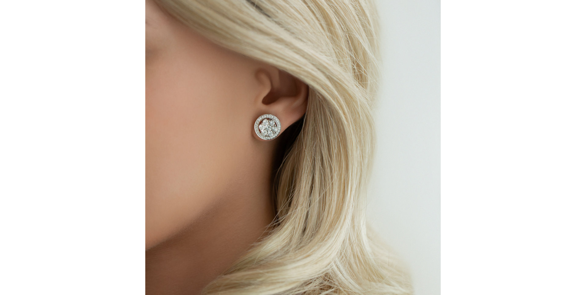 Diamond earrings Soma