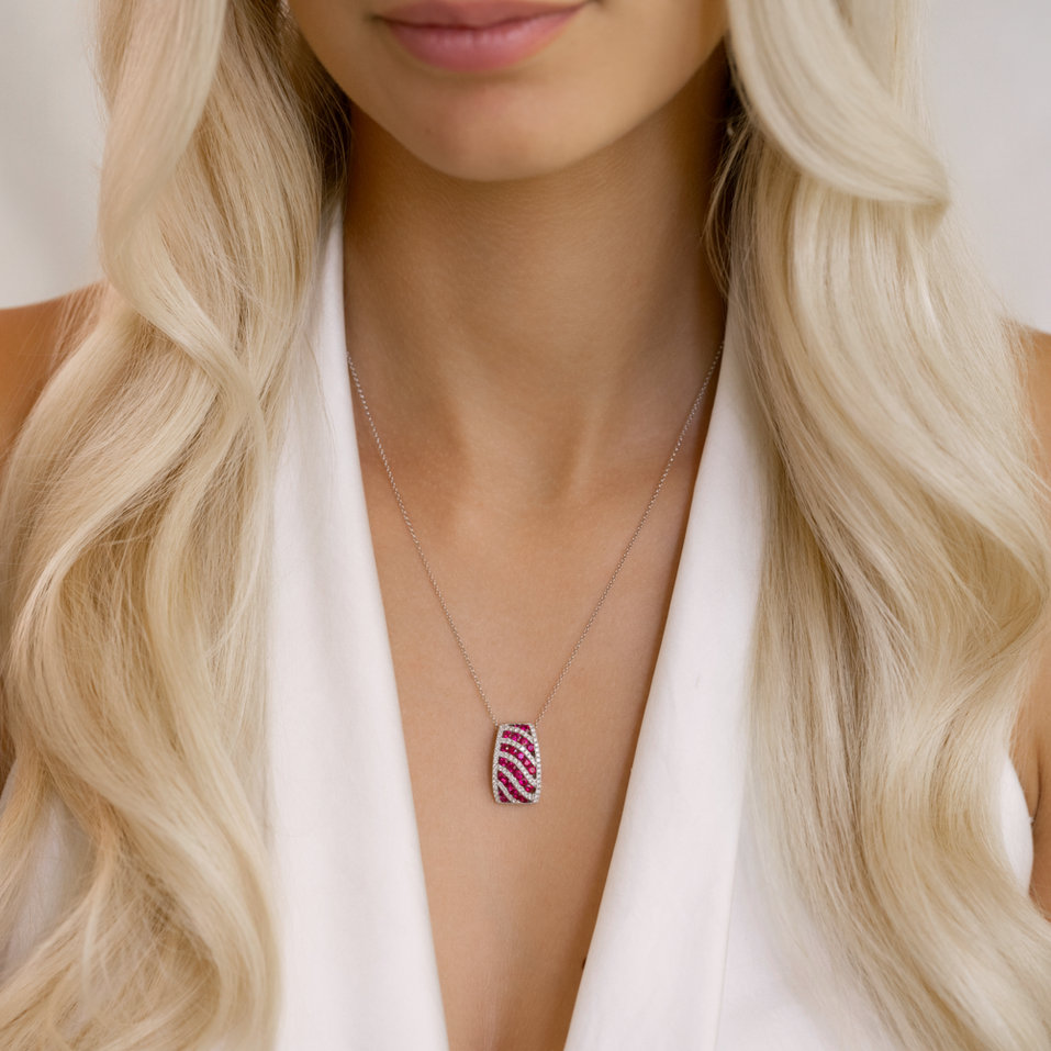 Diamond pendant with Ruby Alexandria