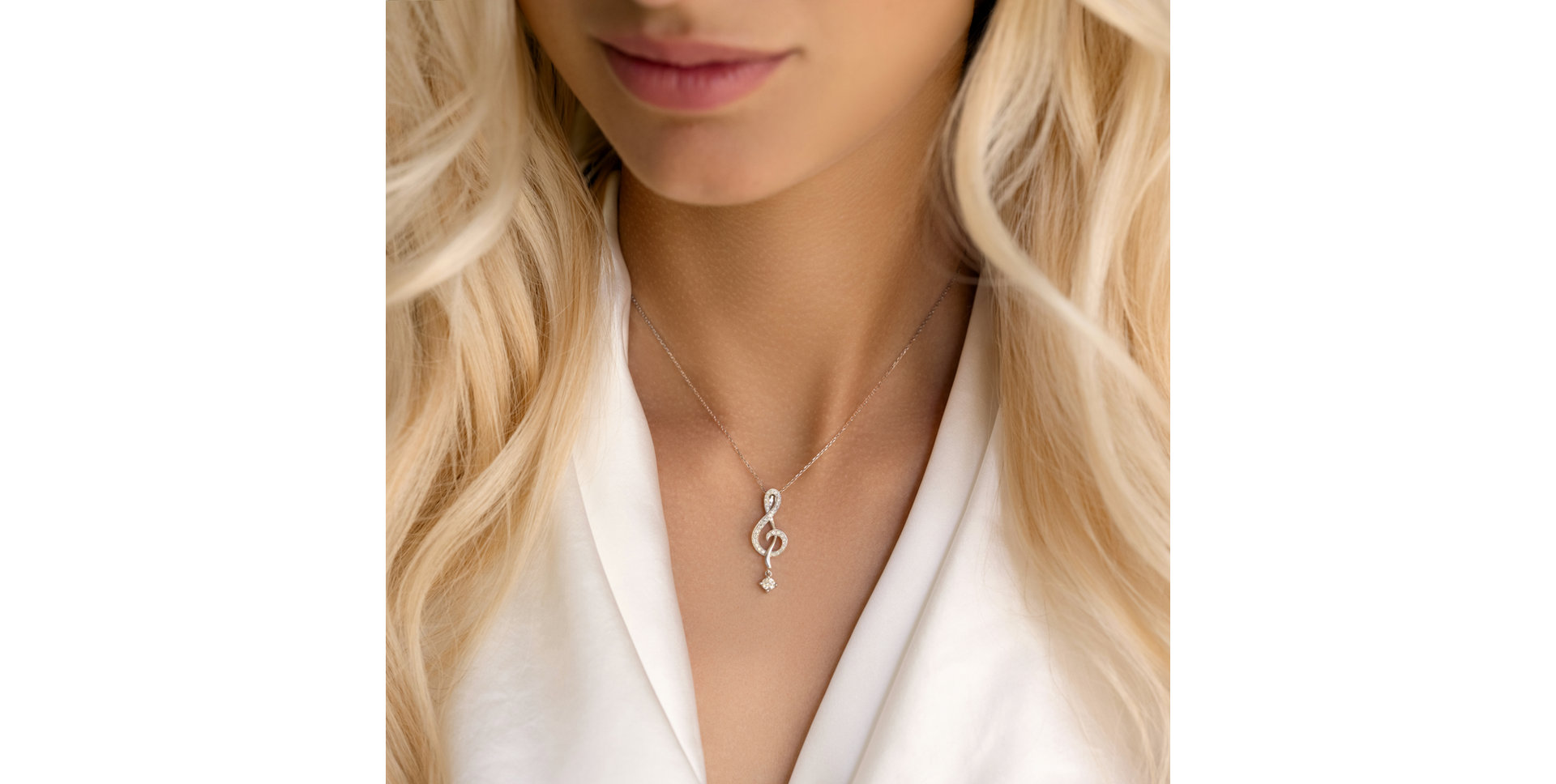 Diamond pendant Perfect Note
