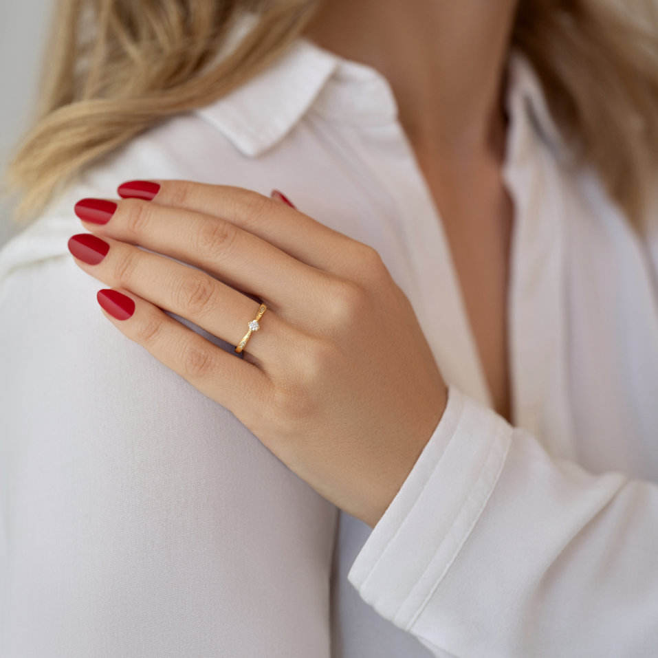 Diamond ring Valeria