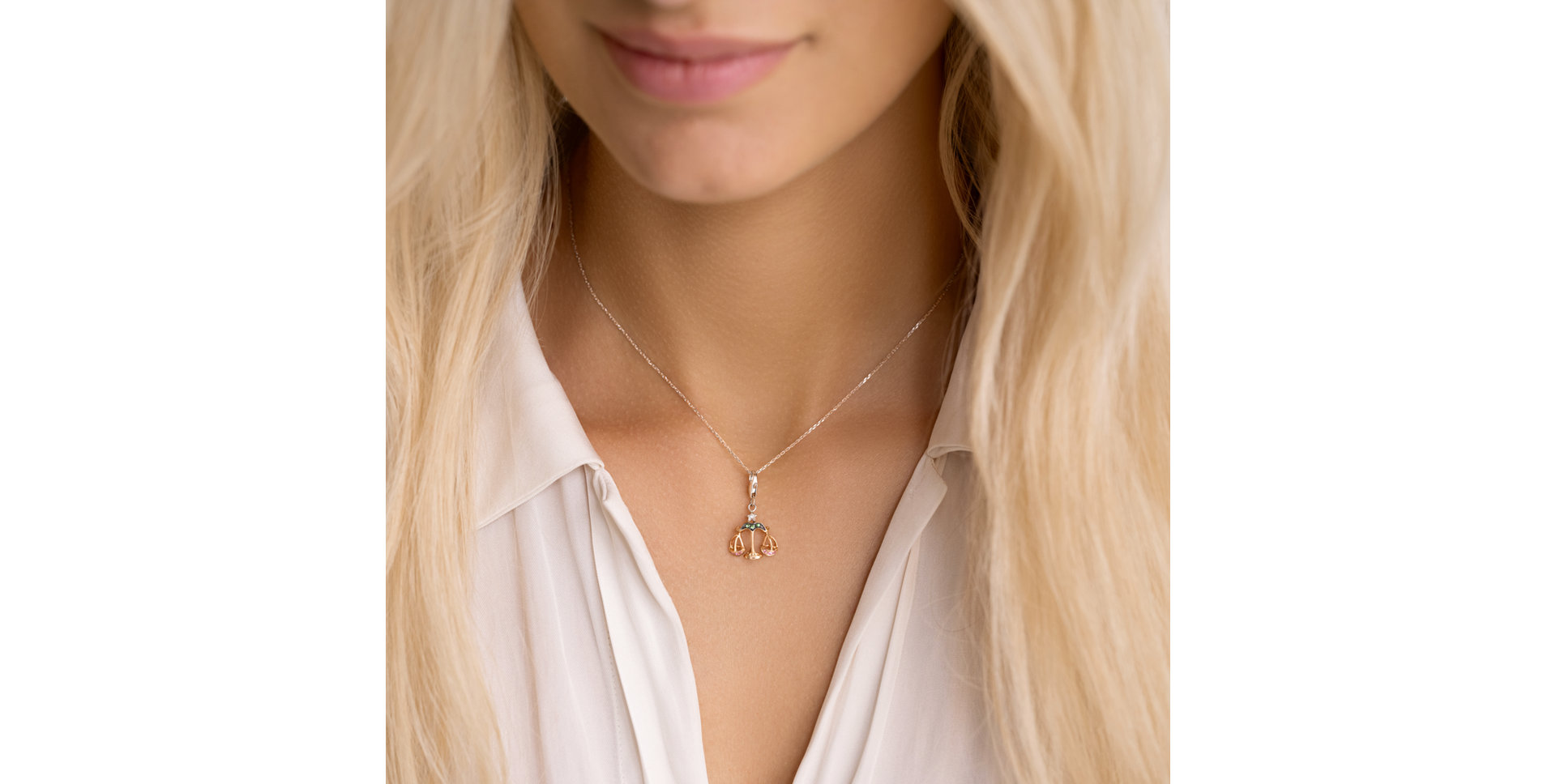 Diamond pendant with Garnet and Sapphire Diamond Libra