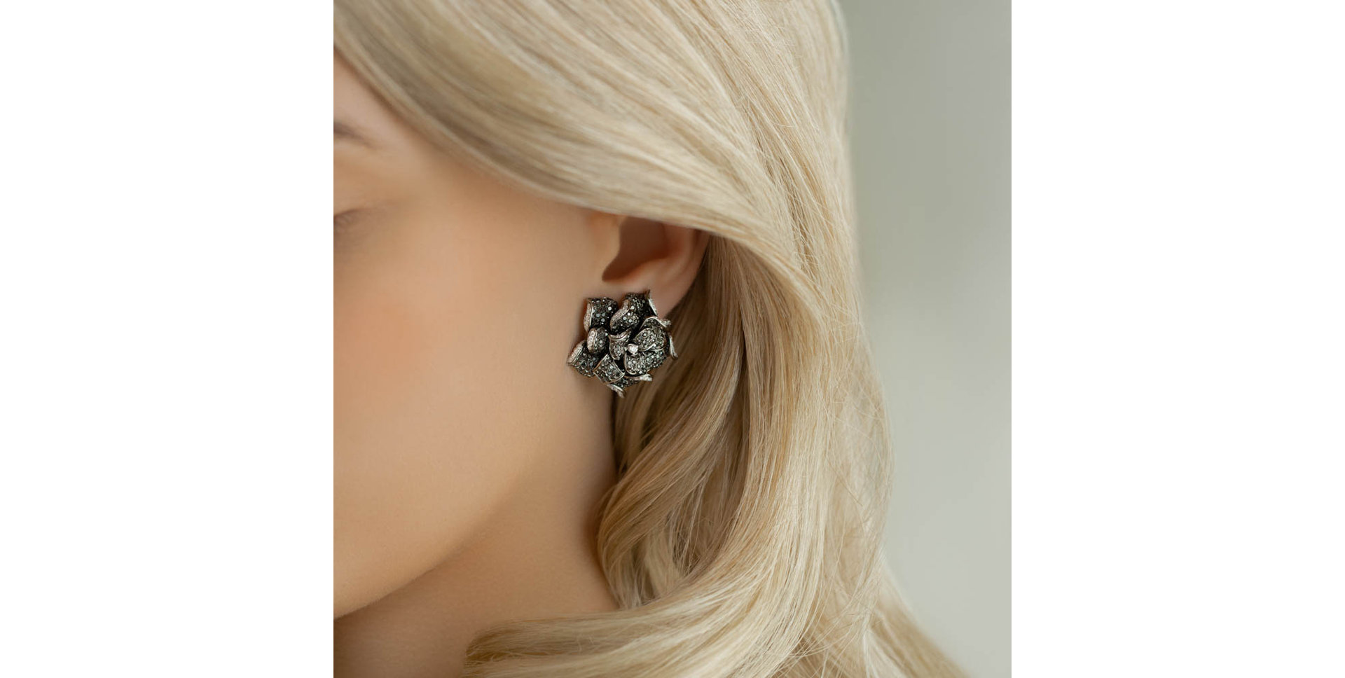Earrings with black and white diamonds Night Royal Rose