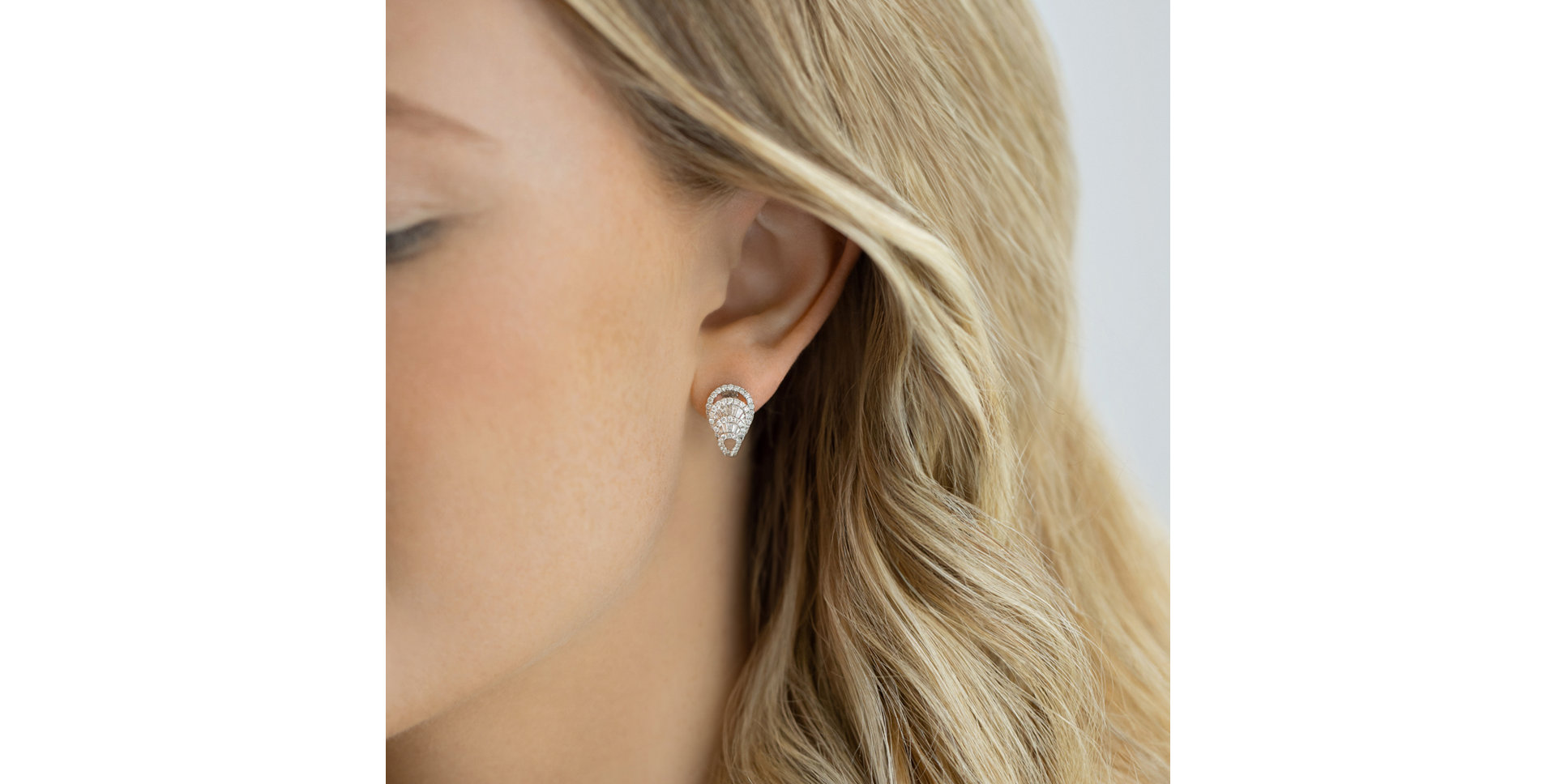 Diamond earrings Coniah