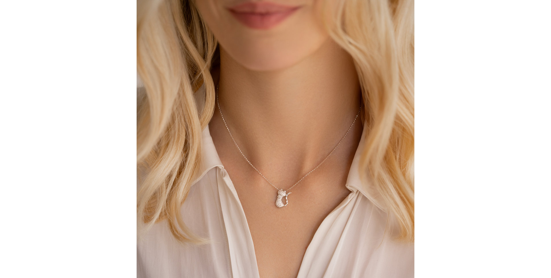 Diamond necklace Miss Cat
