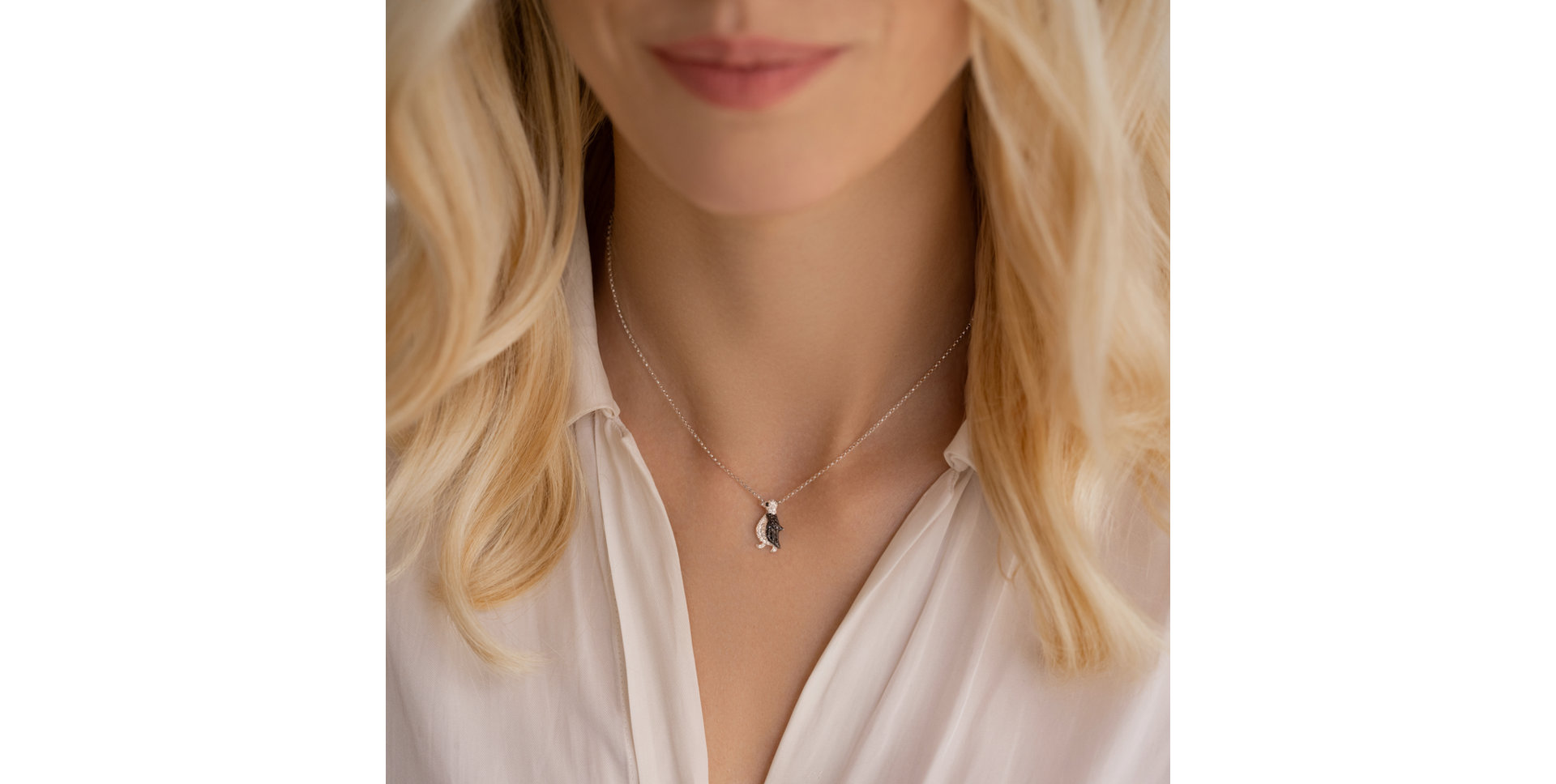 Necklace with black diamonds Glossy Penguin