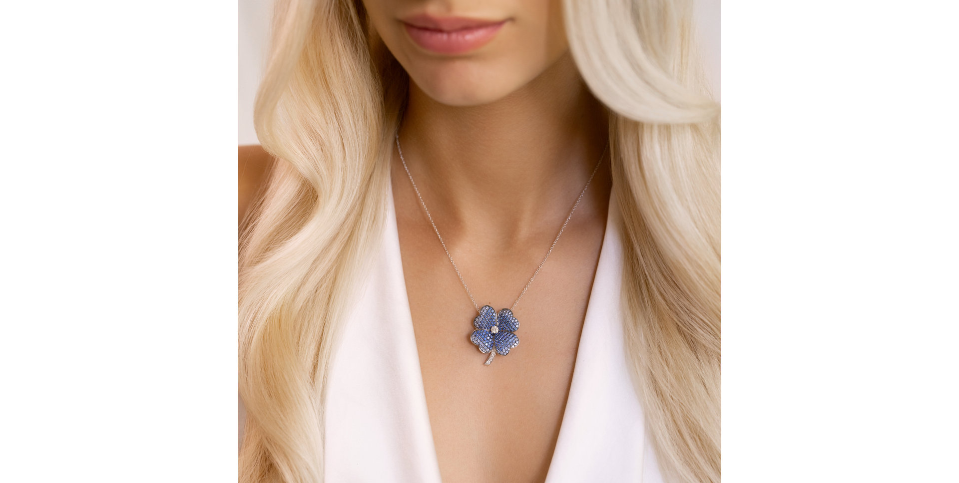 Diamond pendant with necklace and Sapphire My Joy