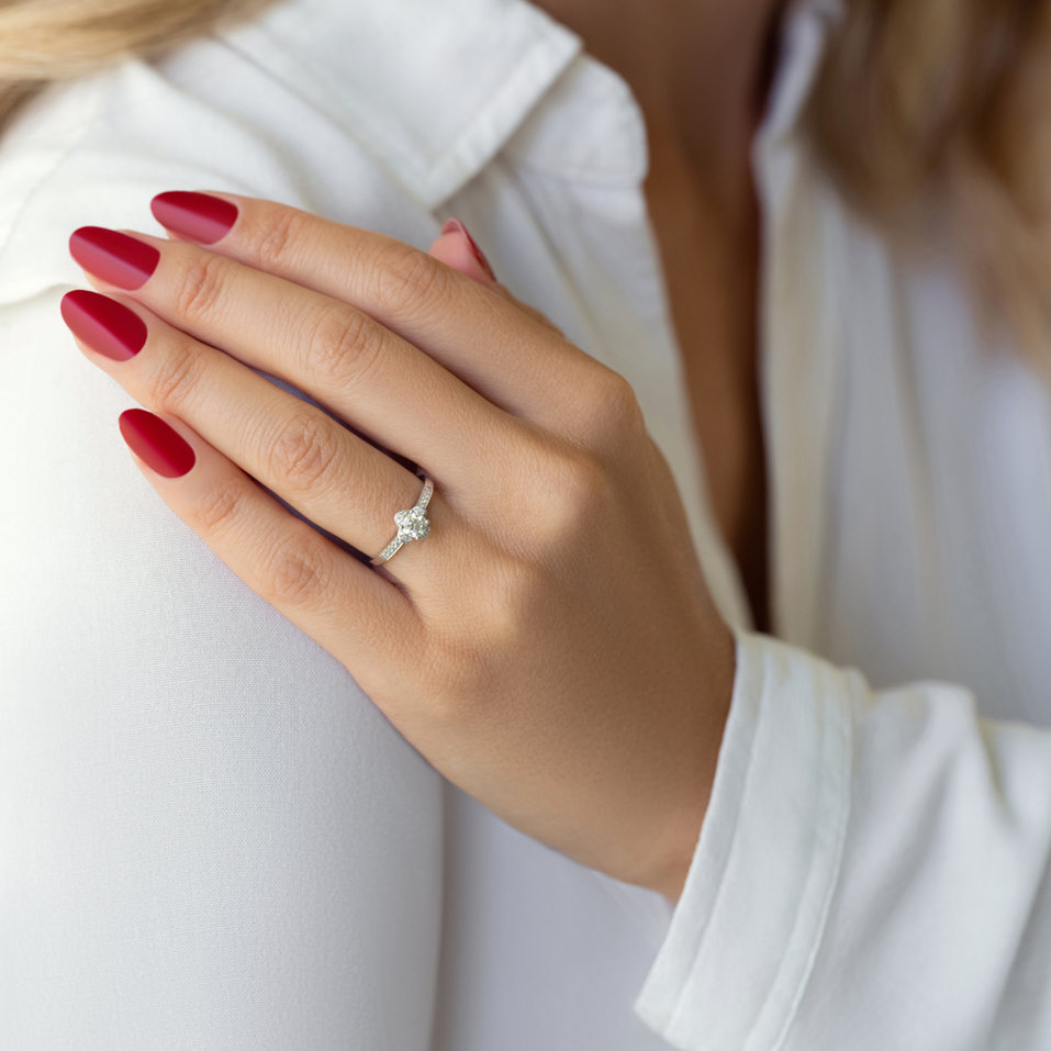 Diamond ring Tumajina