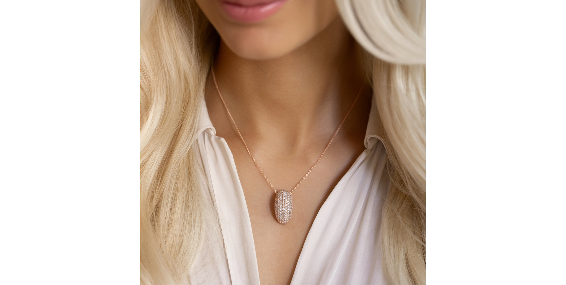 Diamond pendant Ferreira
