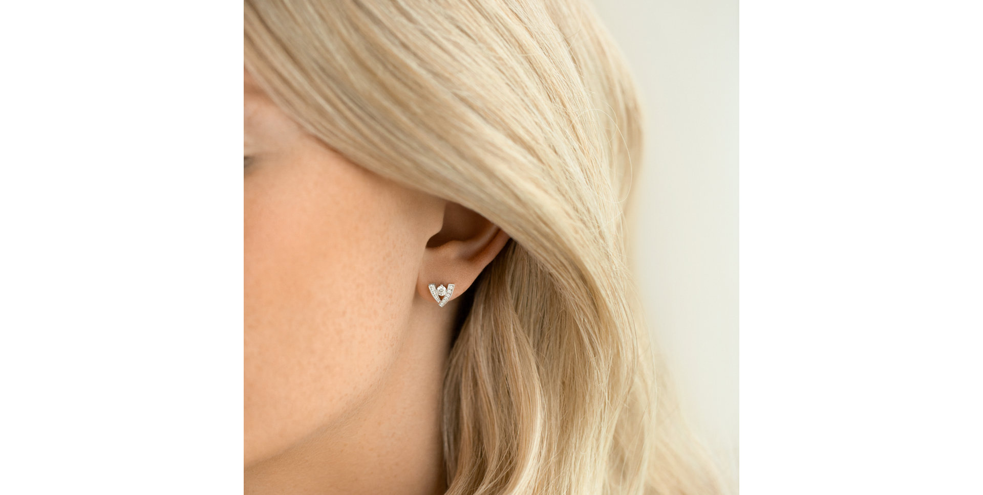 Diamond earrings Victorius