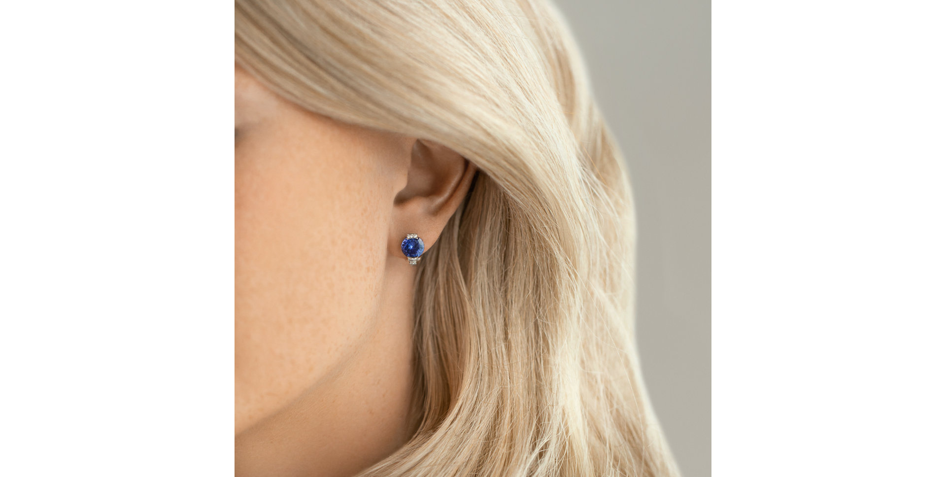 Diamond earrings with Tanzanite Iphigena