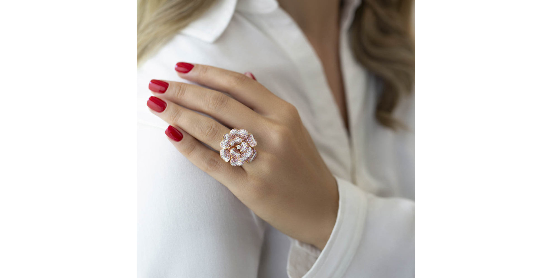 Diamond ring with Sapphire Angel Rose