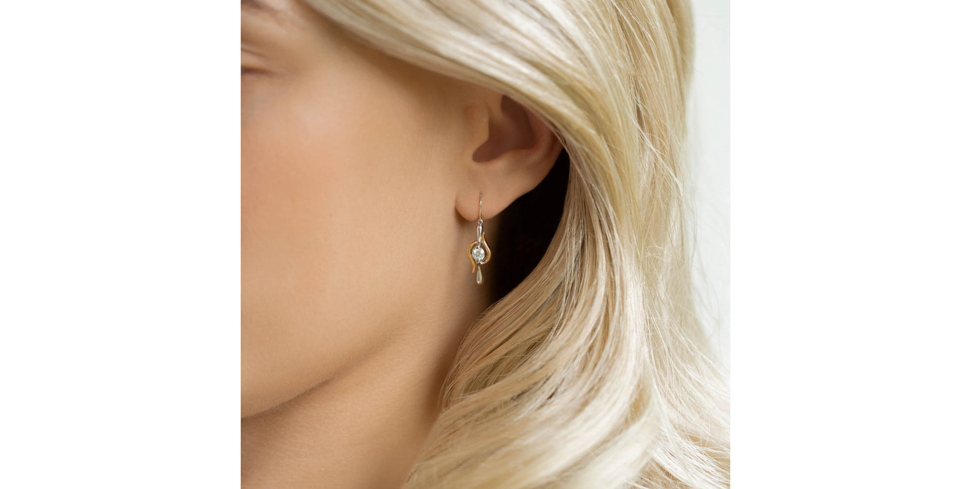 Diamond earrings Baird