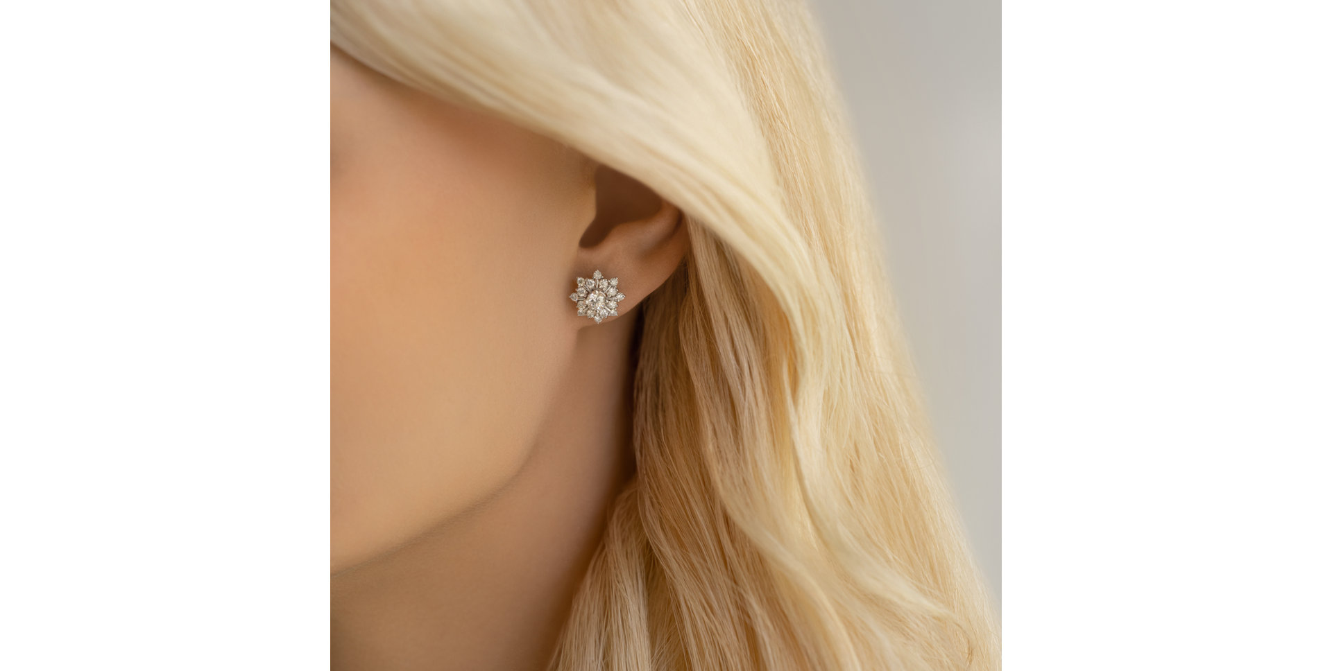 Diamond earrings La Sirene