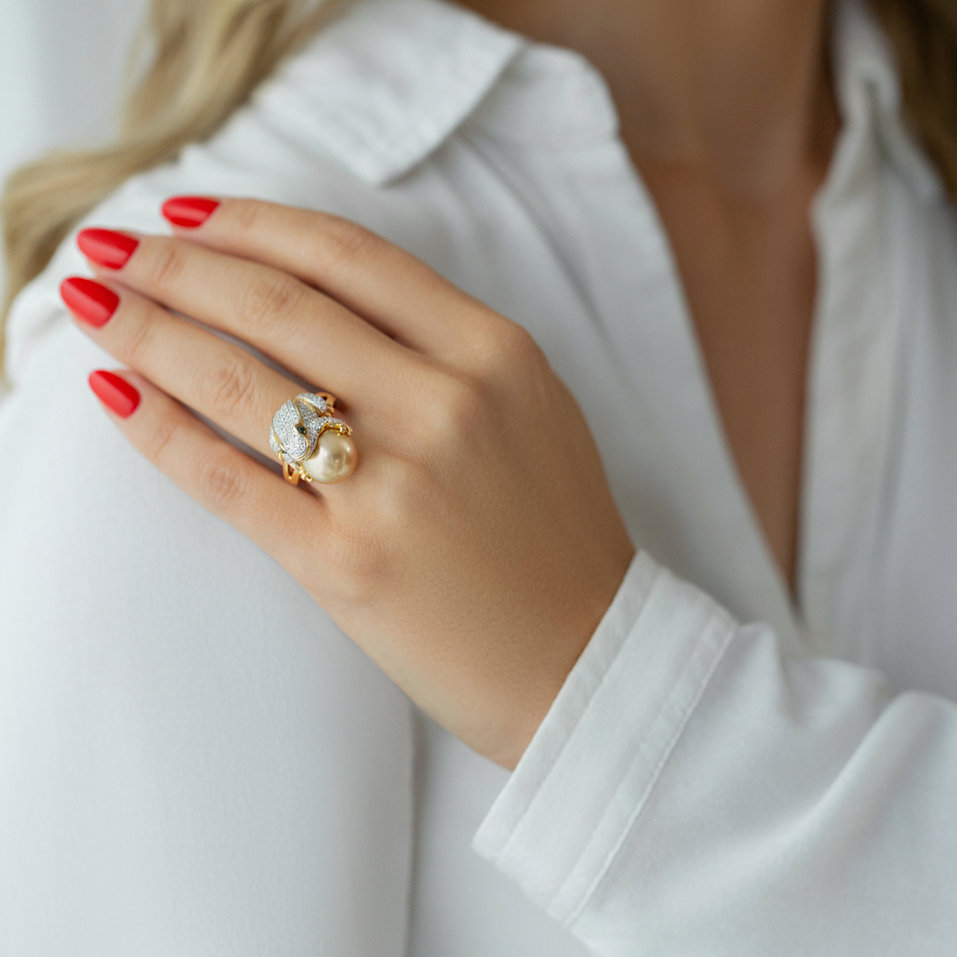 Diamond ring with Pearl and Garnet The Frog Prince