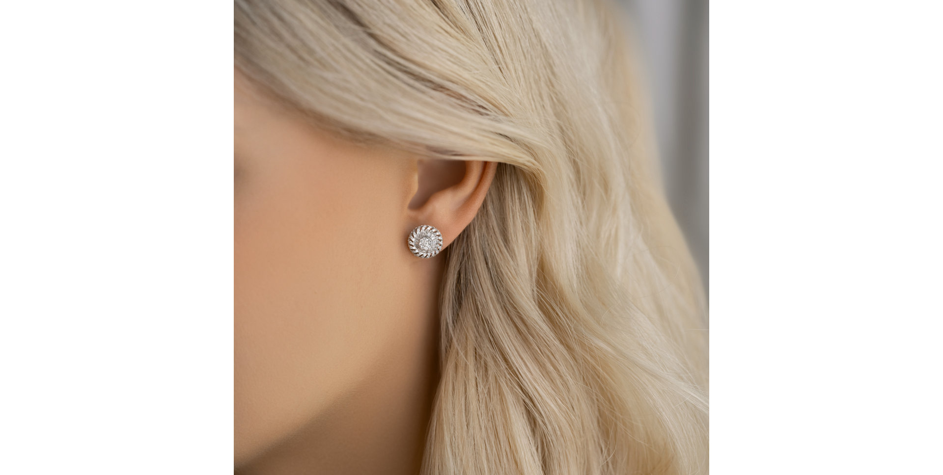 Diamond earrings Siddharth